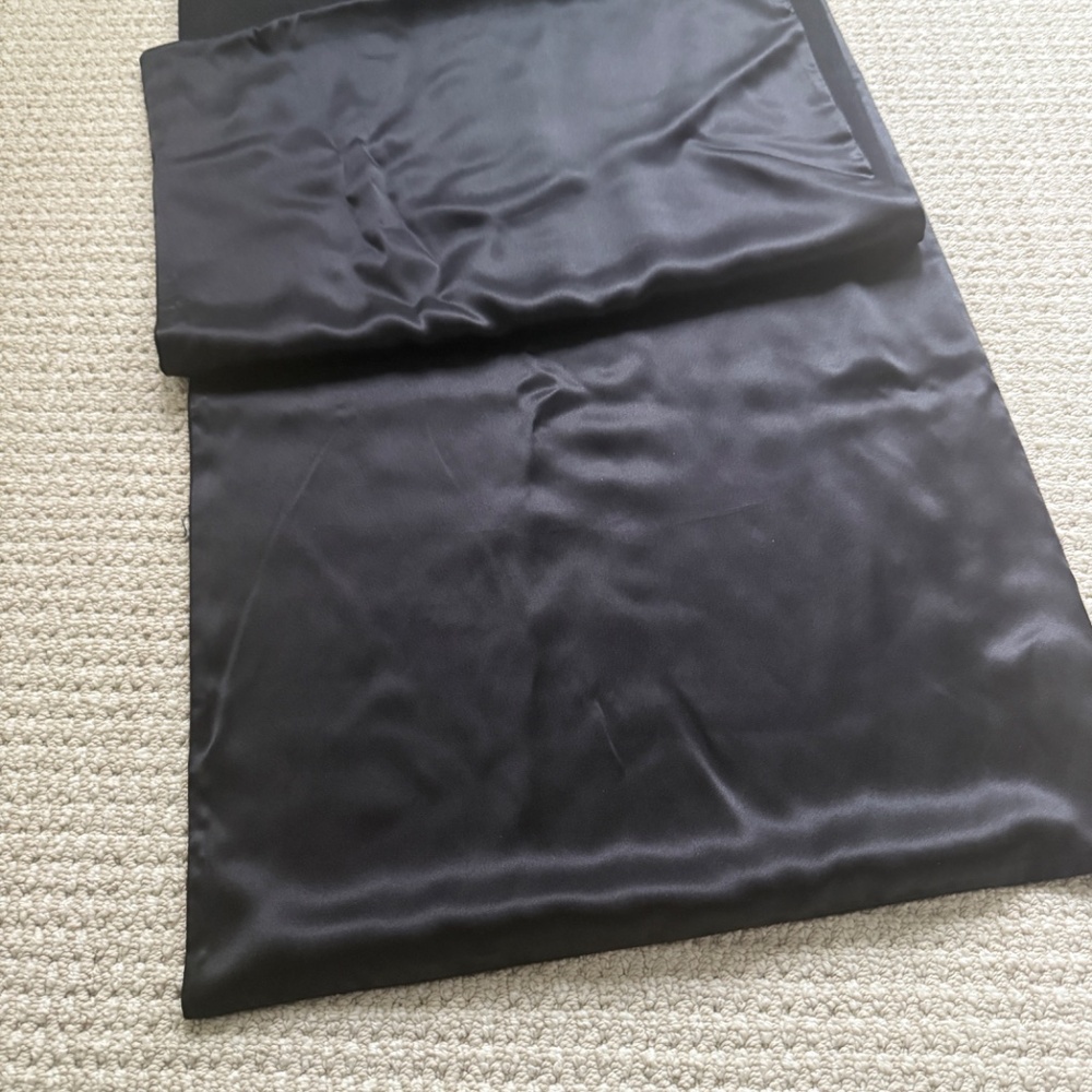 Devi Kroell Shawl/Wrap - image 3